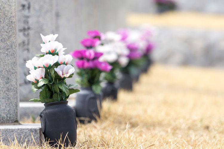 Een Aantal Tips Als Je Een Begrafenis Moet Gaan Organiseren, Waar Moet Je Op Letten